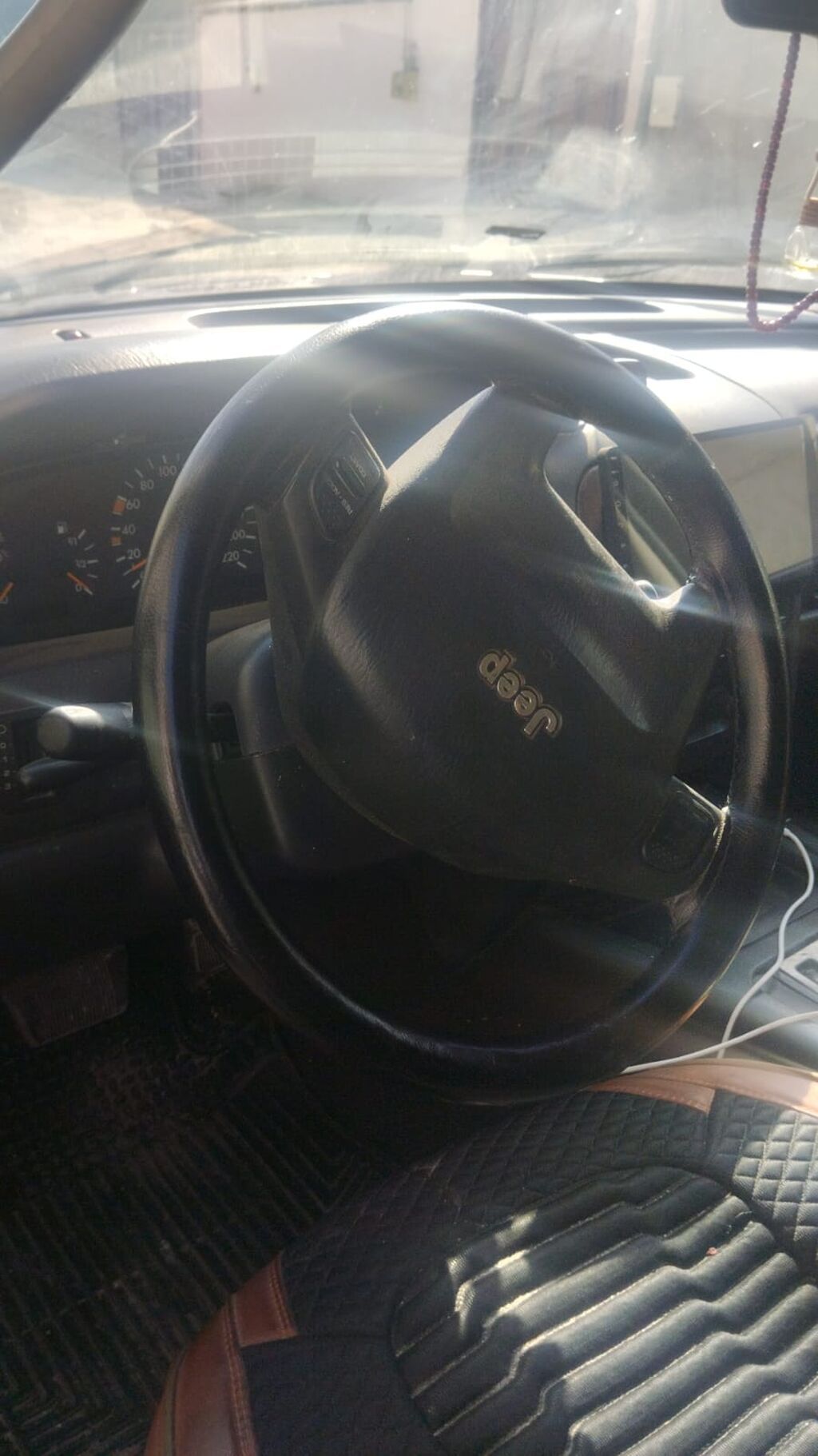 Jeep Grand Cherokee: 2.7 l 20000 km Ofrouder/SUV 50-EE-426 — Avtomobillər, Digah (6)