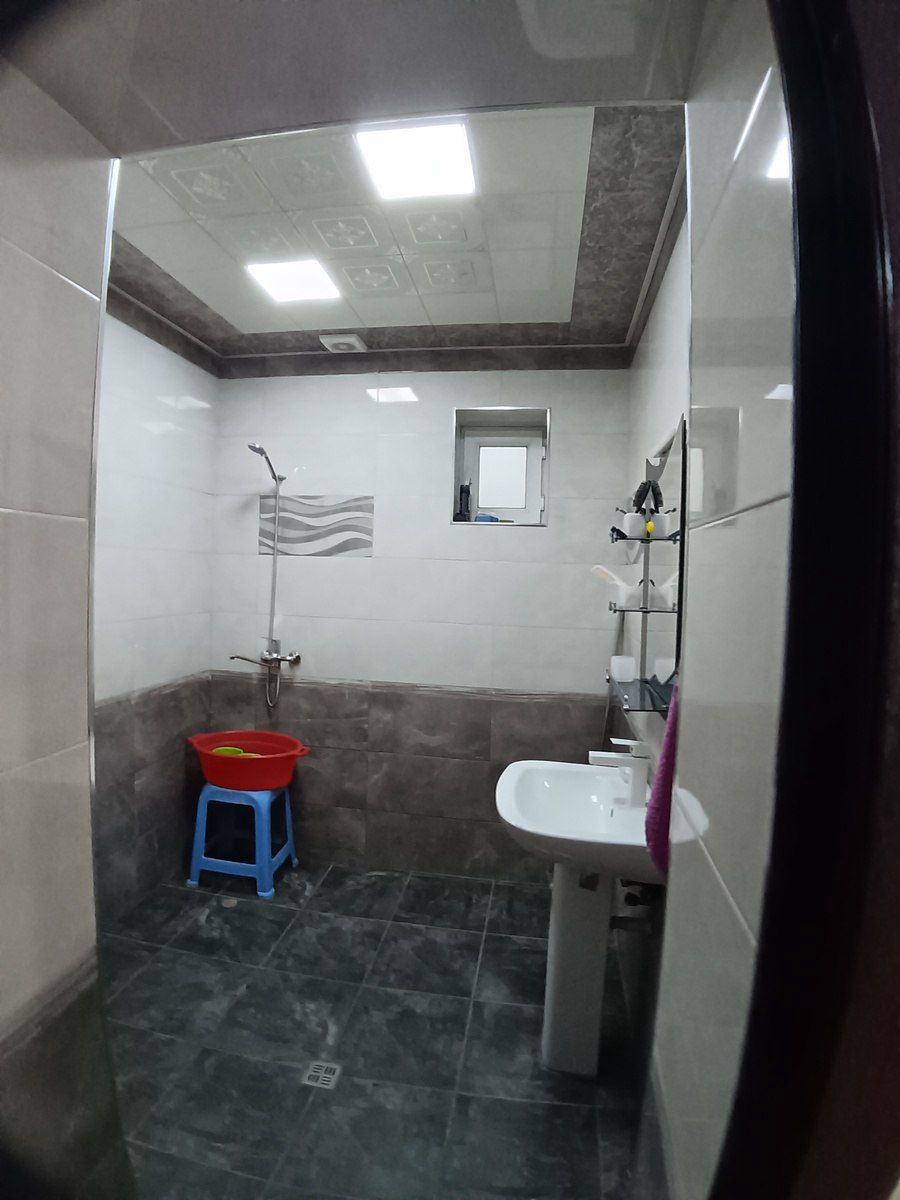 Satılır 5 otaqlı həyət evi/bağ evi 250 m² — Ev, villa, Bakı (9)