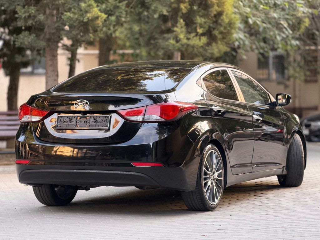 Hyundai Avante, 1.6 L, 2015 il, 235 316 km — Avtomobillər, Bakı (4)