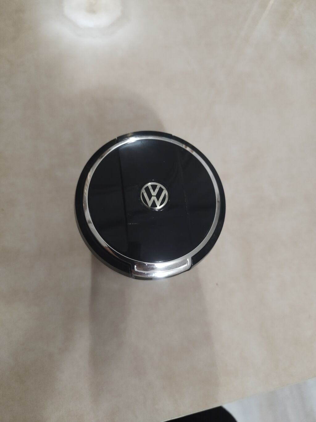 Volkswagen avtomobilləri üçün LED işıqlı külqabı - Dizayn: Qara — Digər, Gəncə (3)
