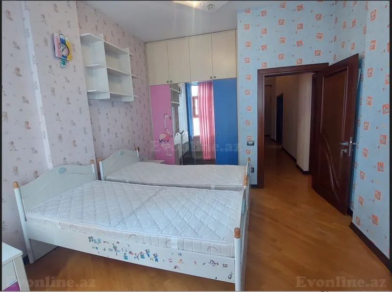 Kirayə verilir 3 otaqlı Mənzil Yeni tikili 135 m² Bakı, Yasamal r., İnşaatçılar m., Yasamal — Mənzil, Bakı (7)