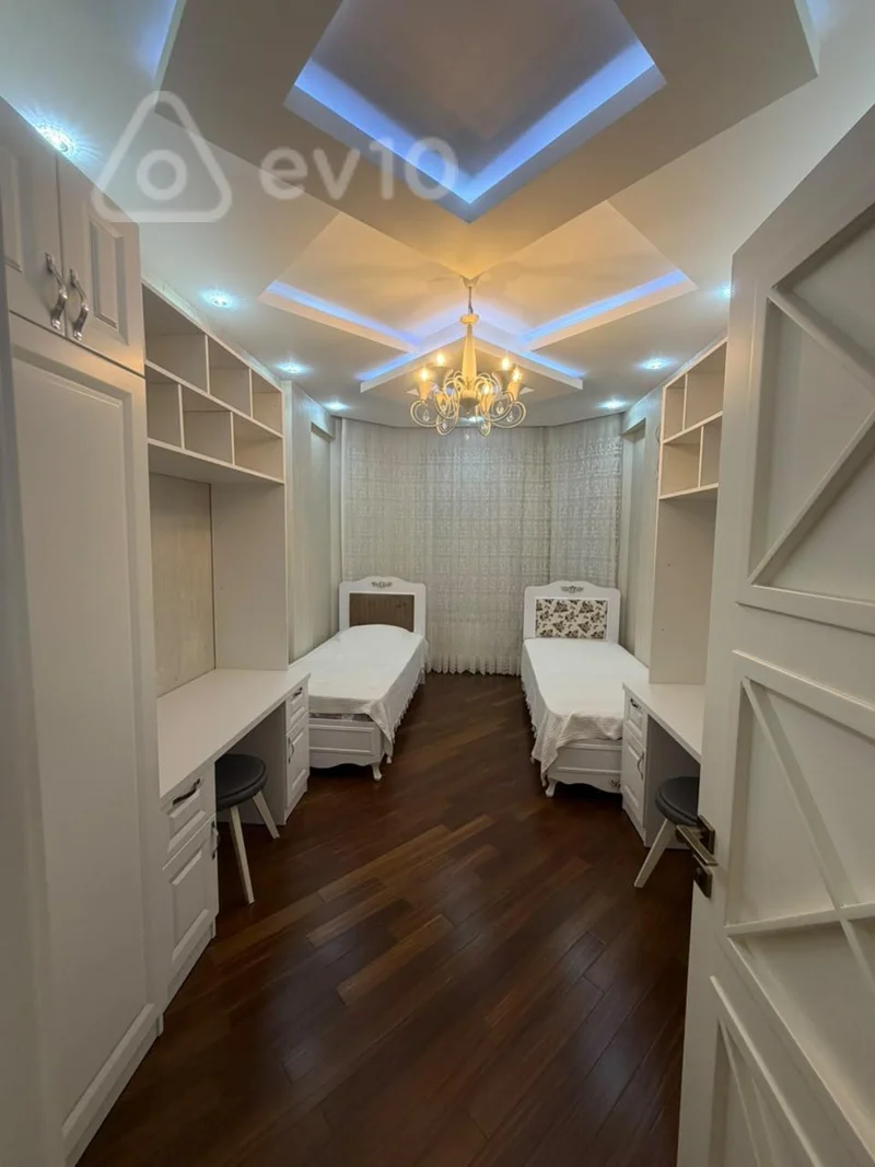 4 otaqlı mənzil, 200 m², Xocalı prospekti — kirayə — Mənzil, Bakı (9)