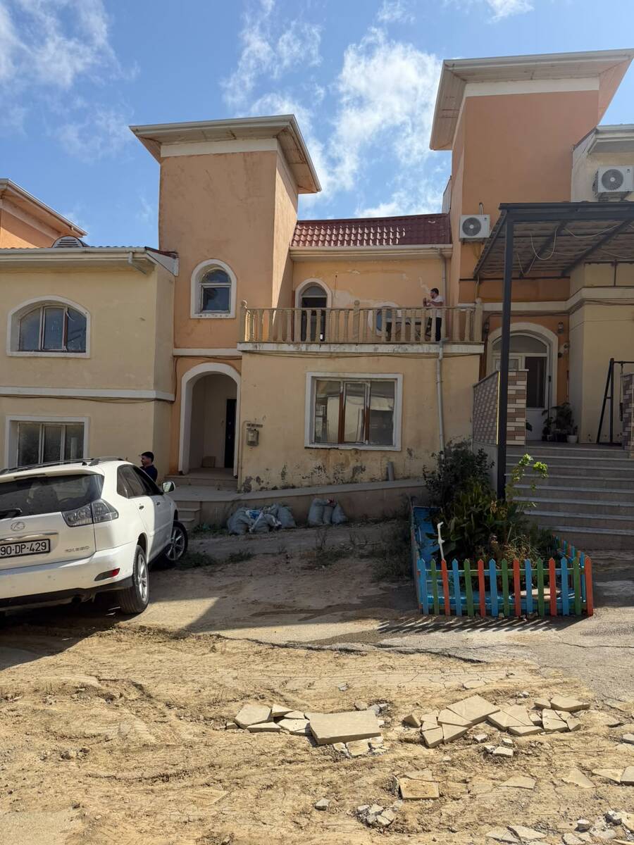 Satılır 4 otaqlı həyət evi/bağ evi 200 m² — Ev, villa, Bakı (2)
