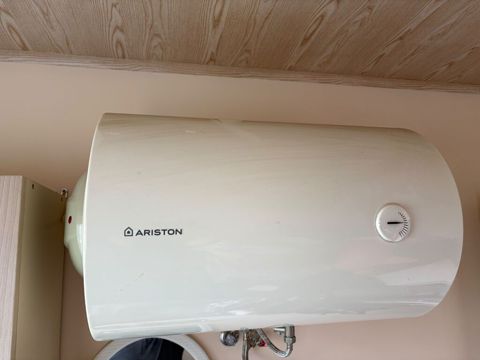 Ariston 100l, işlənmiş, əla vəziyyətdə, təmirlə əlaqədar satılır — Bakı