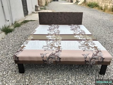 Kravat taxt — Bakı