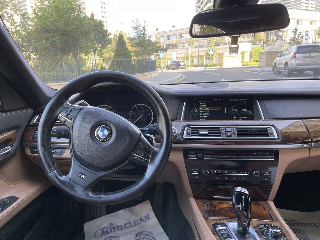 BMW 740, 3.0 L, 2014 il, 138 000 km — Avtomobillər, Bakı (6)