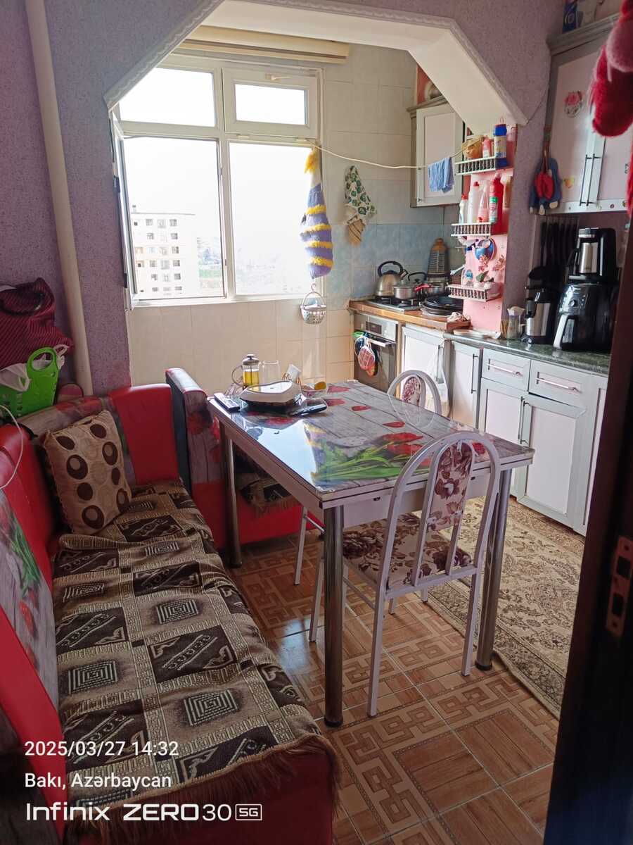 Satılır 2 otaqlı köhnə tikili 72 m² — Mənzil, Bakı (7)