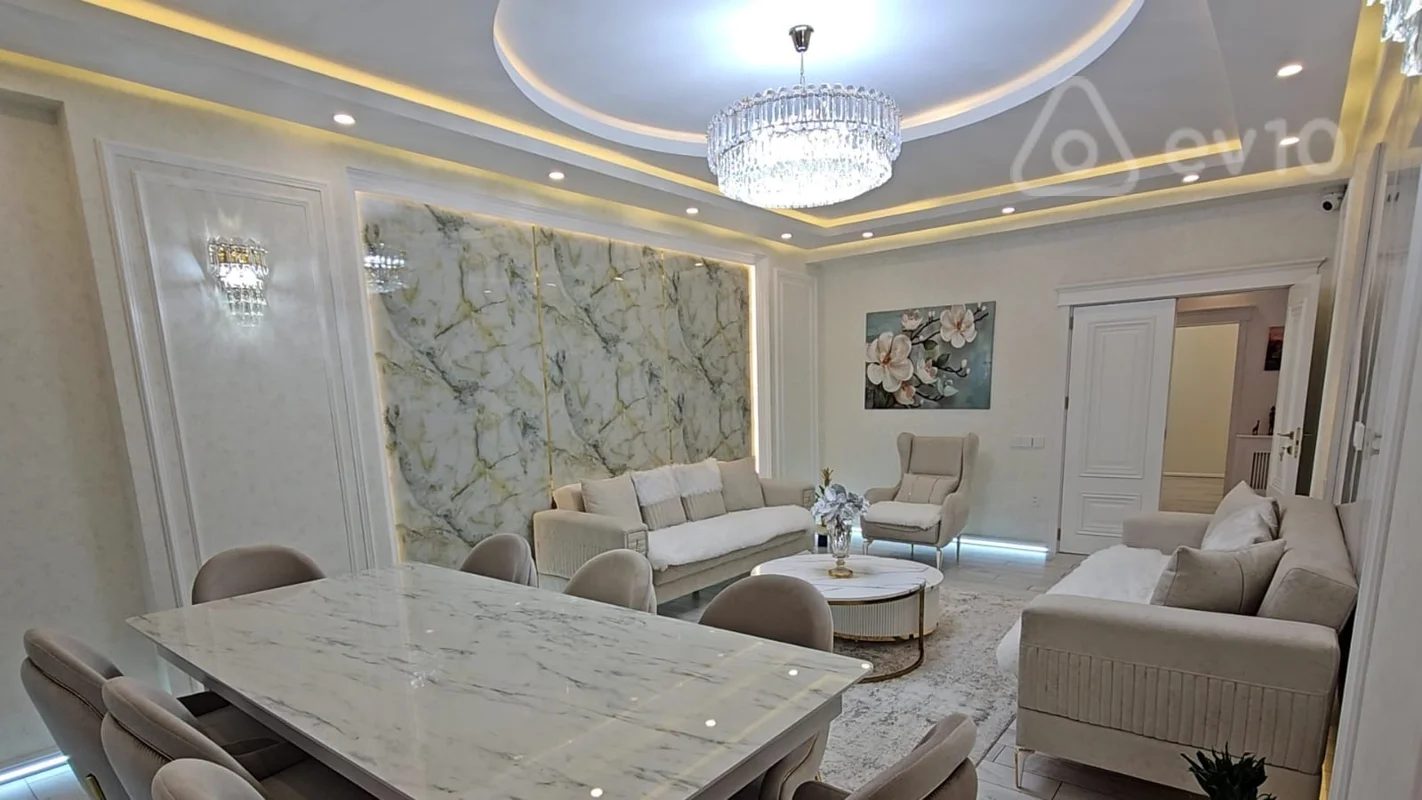 3 otaqlı mənzil, 140 m², Əliyar Əliyev küç. — kirayə — Bakı