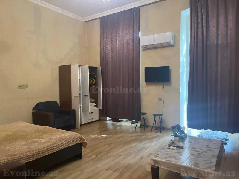 Kirayə verilir 2 otaqlı Mənzil Köhnə tikili 65 m² Bakı, Səbail r — Mənzil, Bakı (2)