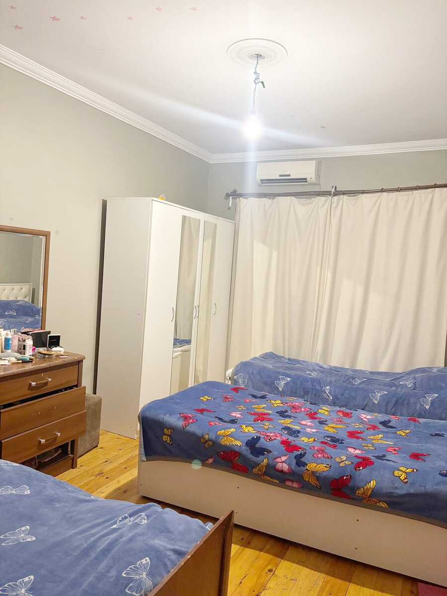 Satılır 4 otaqlı köhnə tikili 115 m² — Mənzil, Bakı (3)