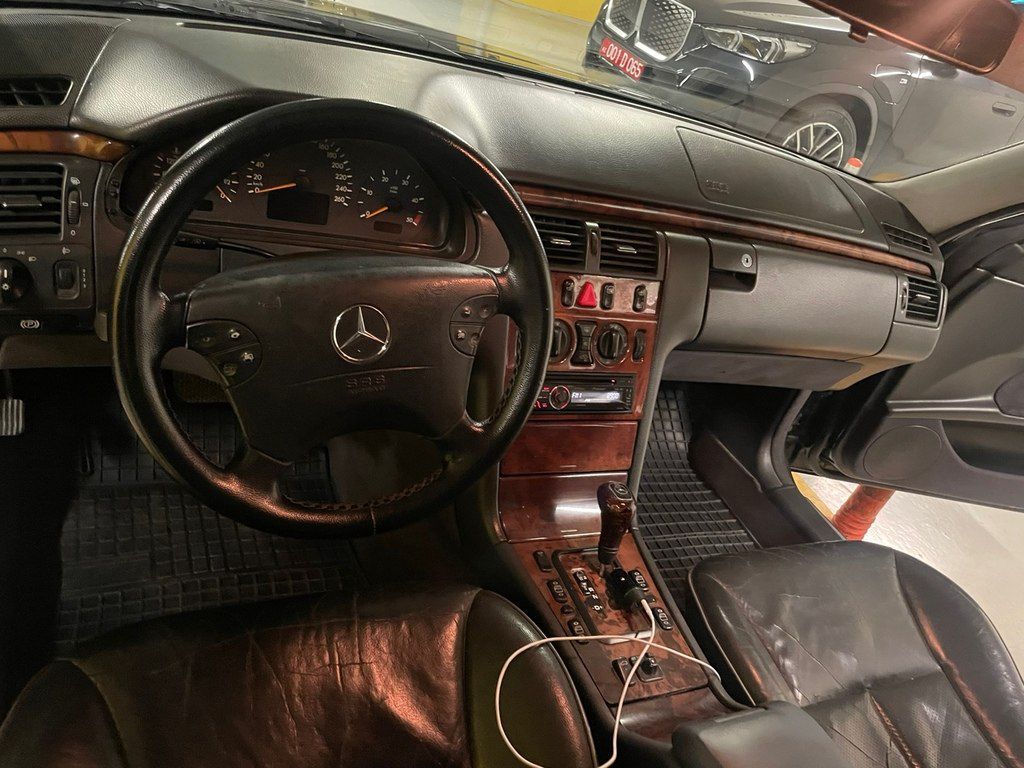 Mercedes E 270, 2.7 L, 2000 il, 345 280 km 20-CJ-545 — Avtomobillər, Gəncə (4)