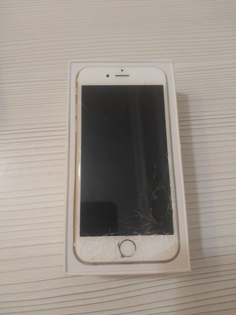 IPhone 6s, 64 GB, Qızılı, Qırıq — Bakı
