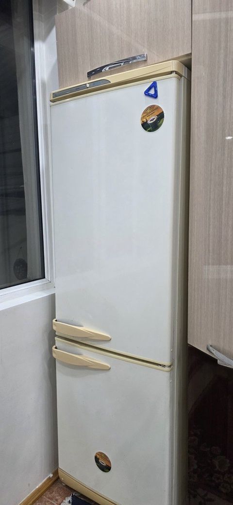 Soyuducu Stinol — Bakı