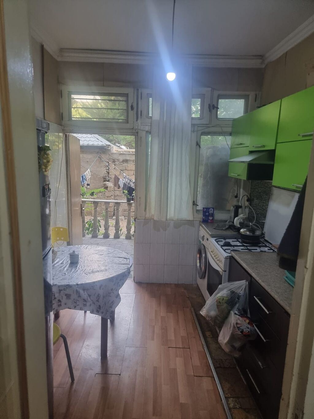 Hostel 1 neferin qalmasi 10 azn.ayliq qalanlara endirim olacaq.elave — Mənzil, Bakı (2)