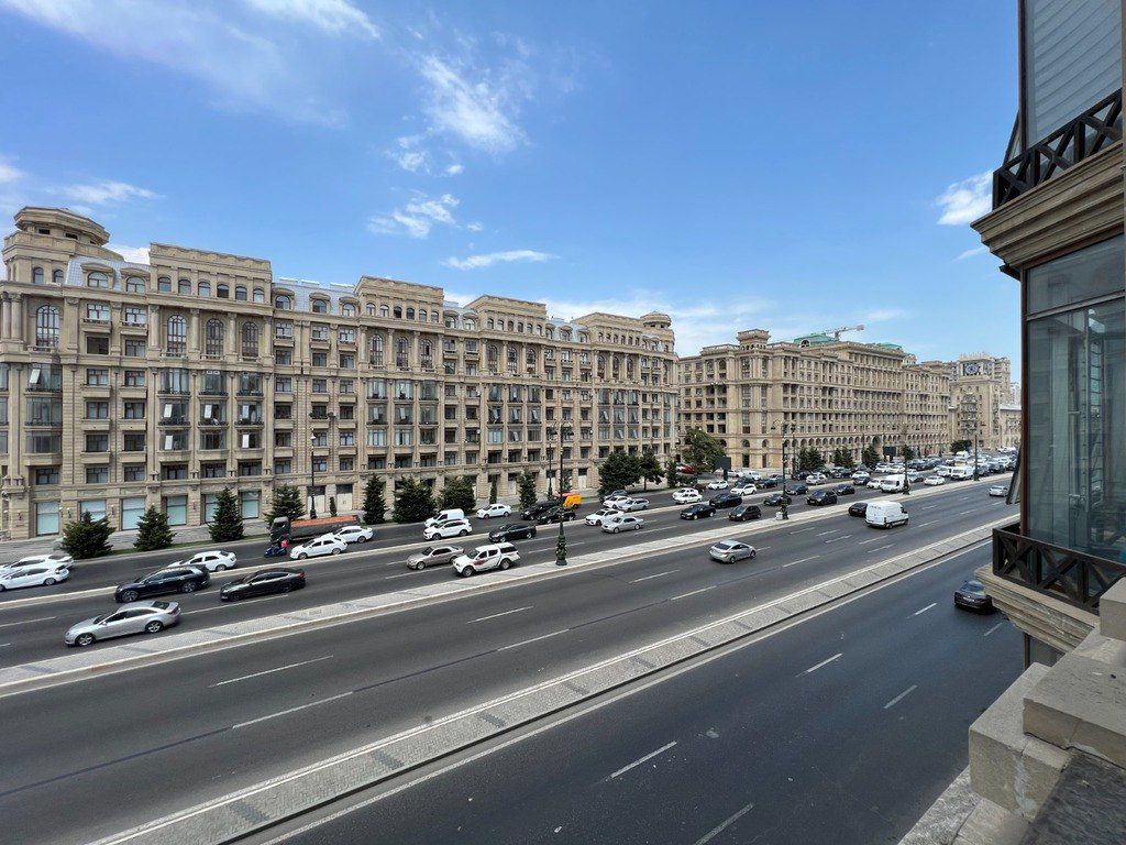 7-otaqlı yeni tikili, Heydər Əliyev pr., 275 m² — Mənzil, Bakı (2)