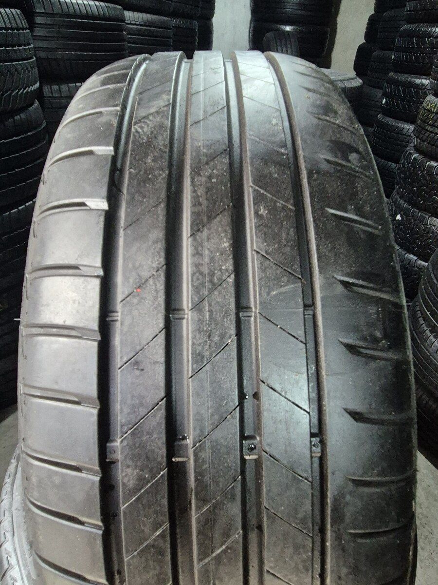 Bridgestone şinləri 235/55 R19 — Ehtiyat hissələri və aksesuarlar, Bakı (2)