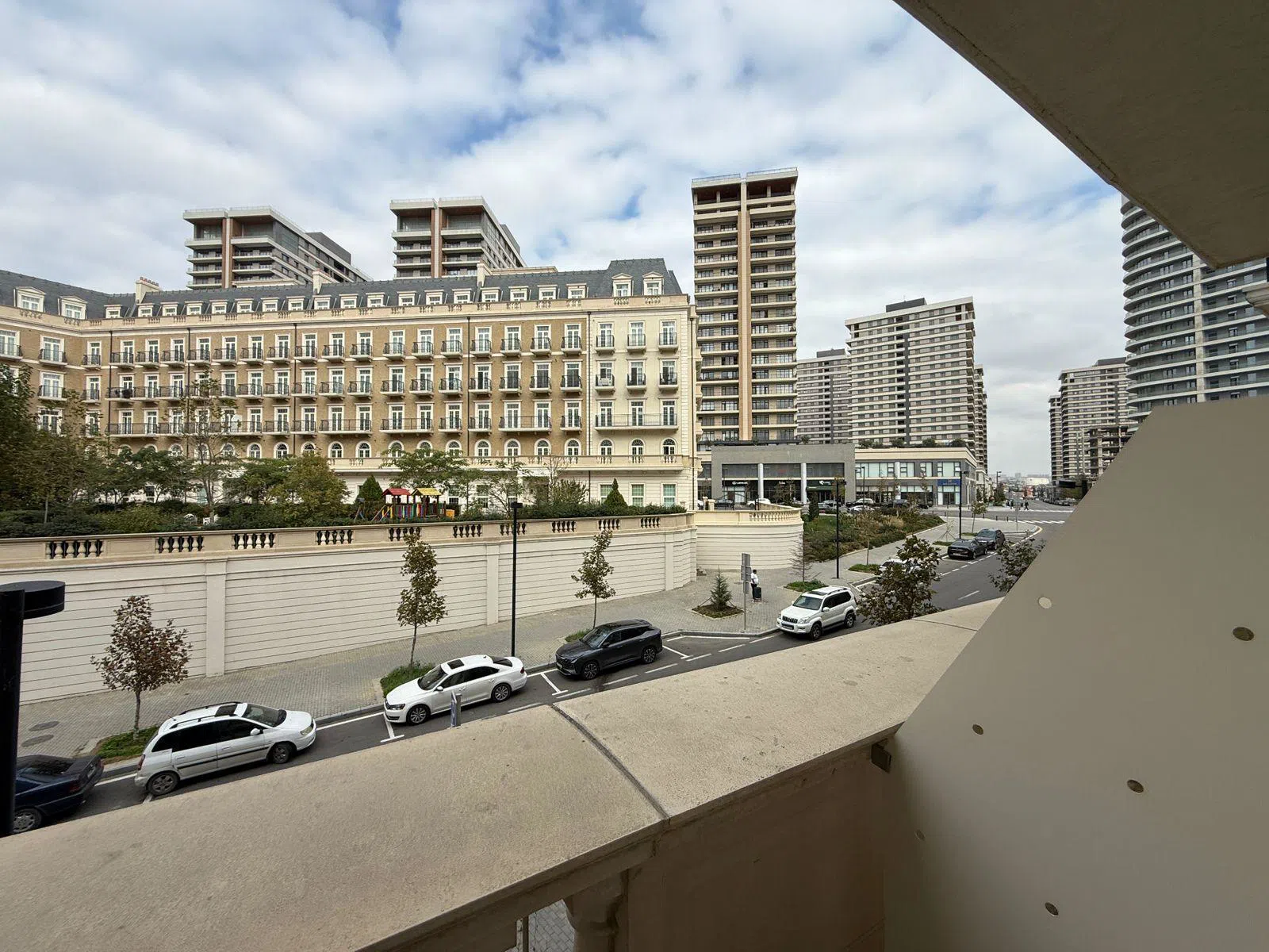 3 otaqlı mənzil 88 m² satılır — Mənzil, Bakı (8)