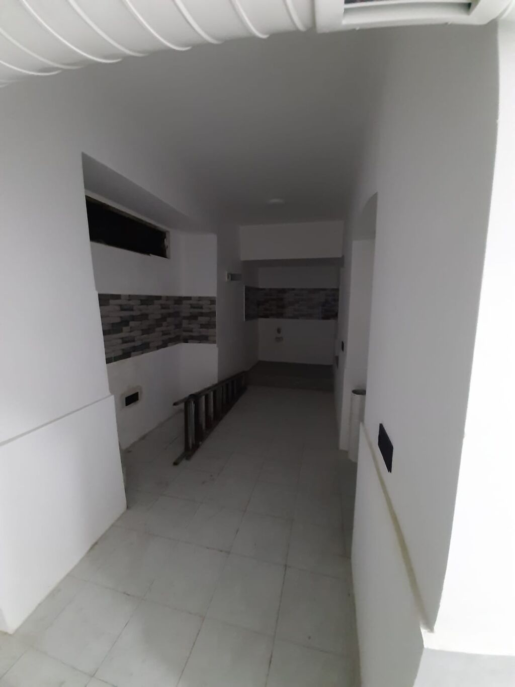İcarəyə uyğun yeraltı kommersiya sahəsi – şəhər mərkəzində, bank və — Əmlak, Bakı (6)