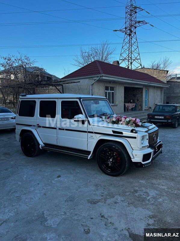 Mercedes Brabus model, 2012 il — Minik avtomobili icarəsi, Bakı (2)