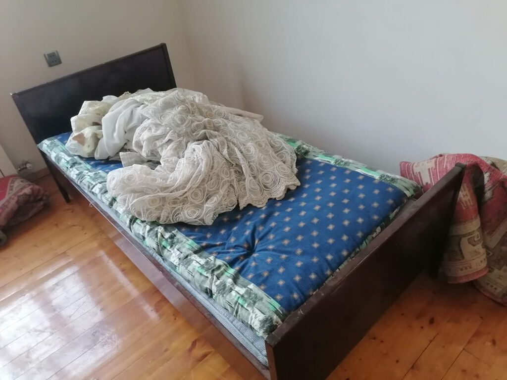 Künc divan, İşlənmiş, Açılan — Divanlər, Bakı (5)
