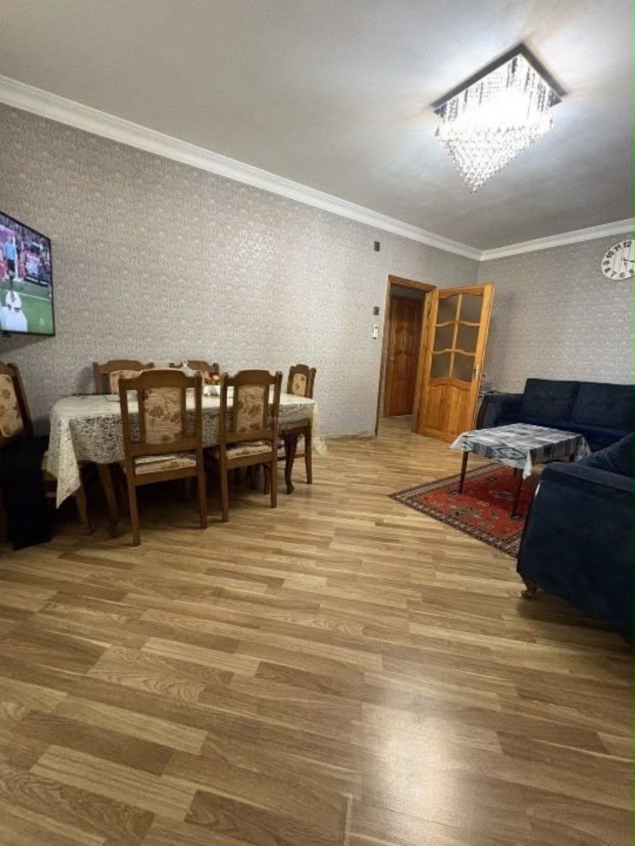 Satılır 3 otaqlı köhnə tikili 90 m² — Mənzil, Bakı (2)