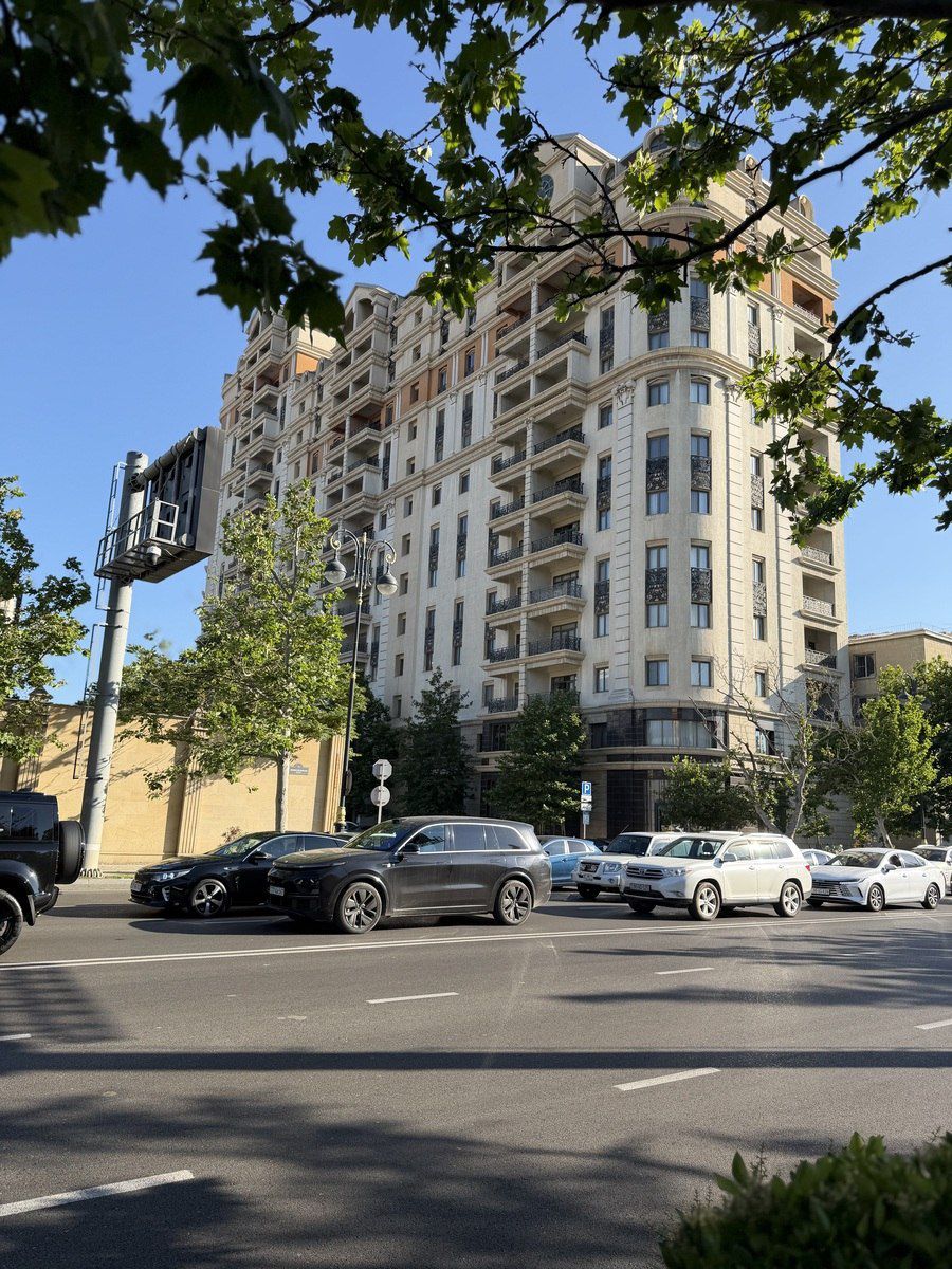 Satılır 4 otaqlı yeni tikili 233 m² — Mənzil, Bakı (7)