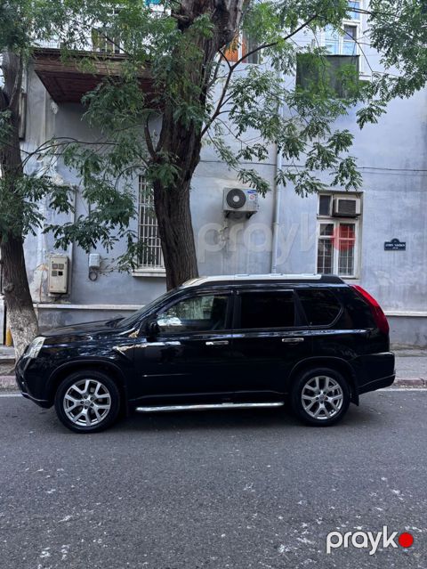 Nissan X-Trail: 2.5 l 2011 il Ofrouder/SUV — Bakı