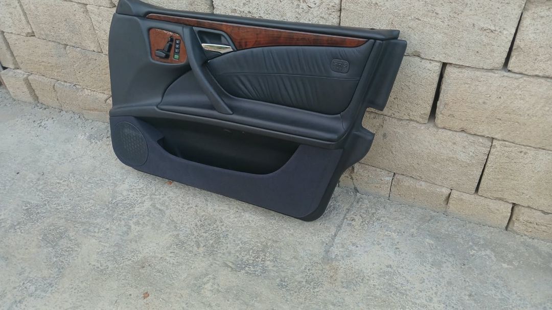 Mercedes W210 qapı üzlükləri — Ehtiyat hissələri və aksesuarlar, Bakı (3)