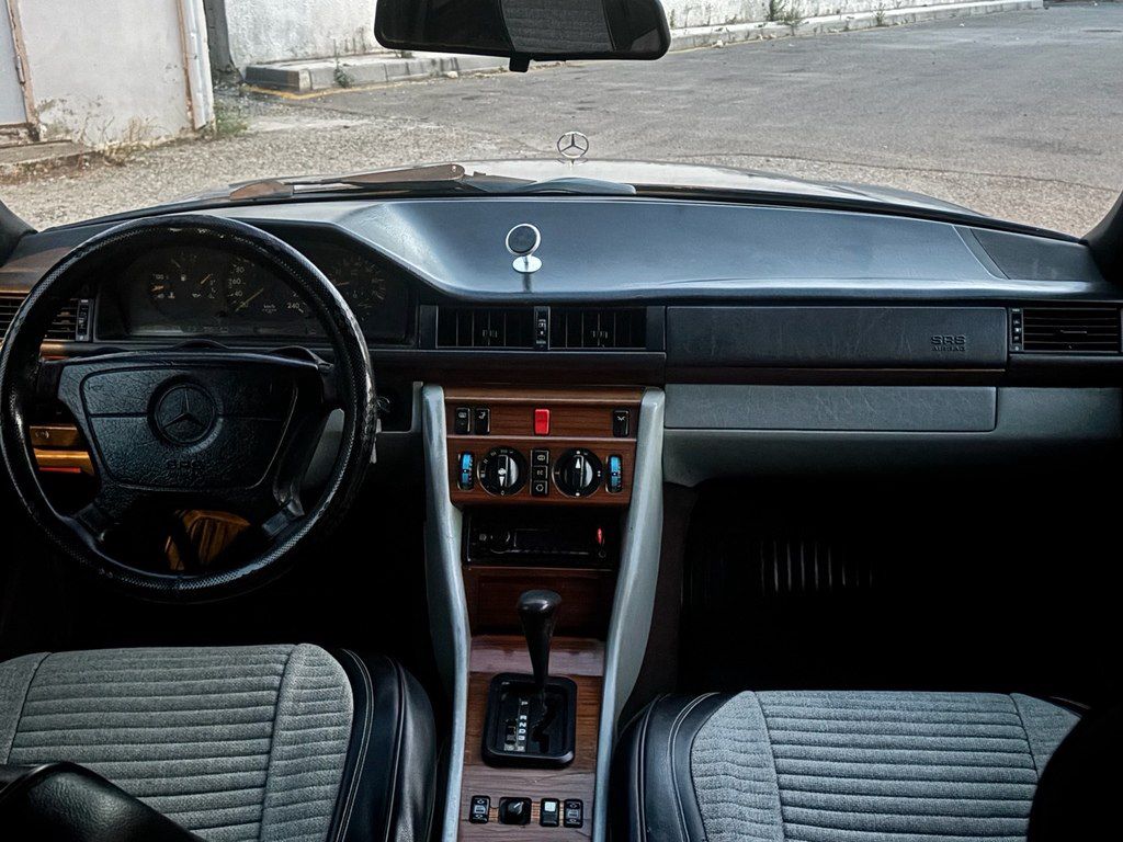 Mercedes 220 E, 2.2 L, 1995 il, 325 000 km — Avtomobillər, Bakı (9)