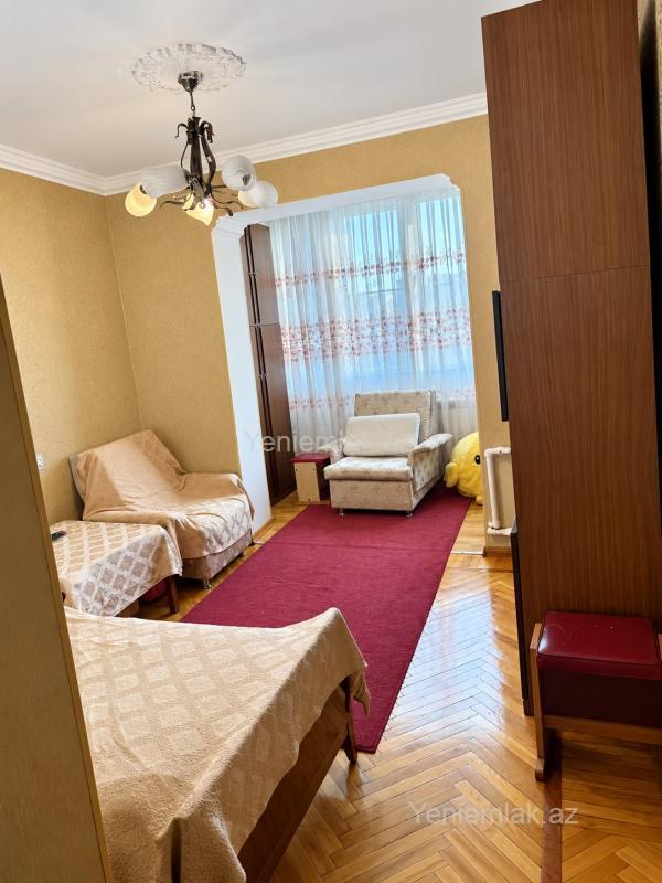 Satılır 4 otaqlı Bina evi menzil (Köhnə tikili), 112 m², Xətai rayonu — Mənzil, Bakı (3)