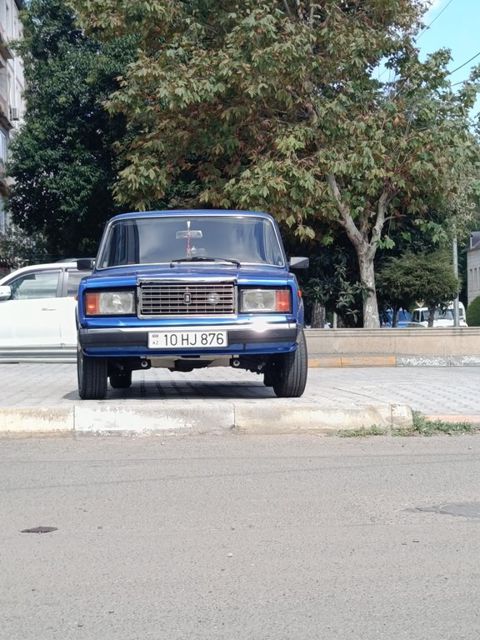 Lada (VAZ) 2107, 1.7 L, 1998 il, 250 000 km — Yardımlı