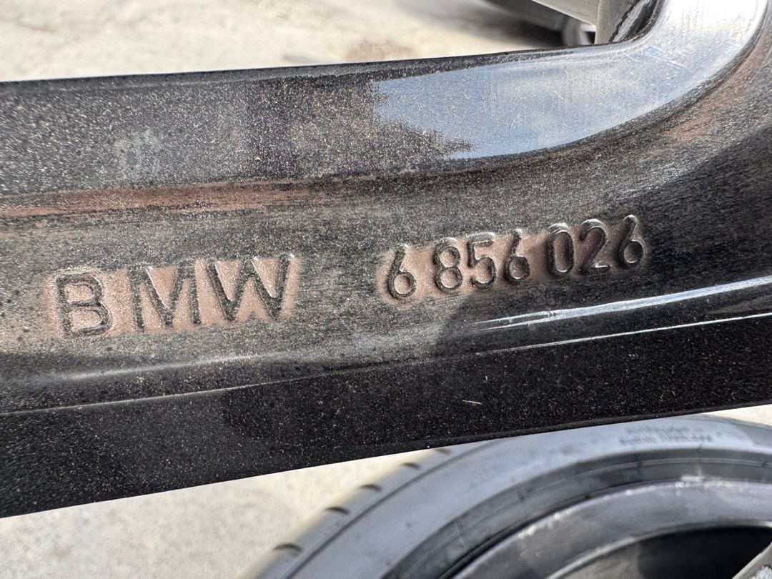 BMW X5 G05 M tech təkərləri R22 — Ehtiyat hissələri və aksesuarlar, Bakı (6)