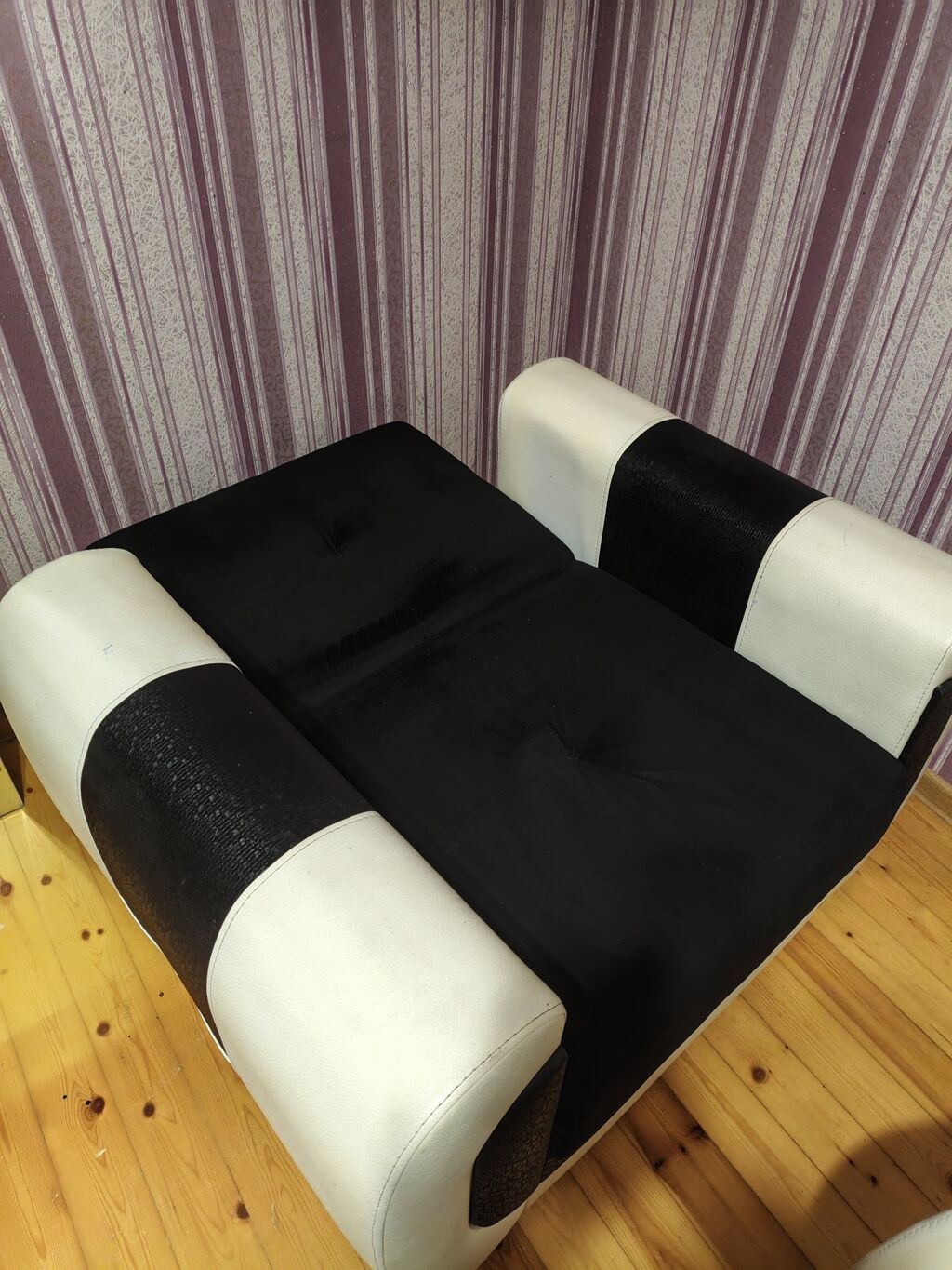 Mebel: Geniş ölçülü yumşaq kreslo - Model: Qara-ağ rəng kombinasiya — Kreslolar, Bakı (4)