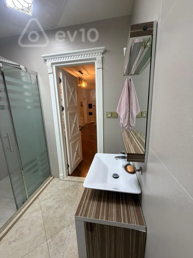 4 otaqlı mənzil, 200 m², Xocali prospekti — kirayə — Mənzil, Bakı (5)