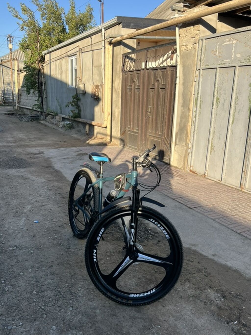 Salam 29 ölçü velosibetdir 20 günün velosipetidir qırıqı sınıqı yoxdur — Dağ velosipedləri, Digah (2)