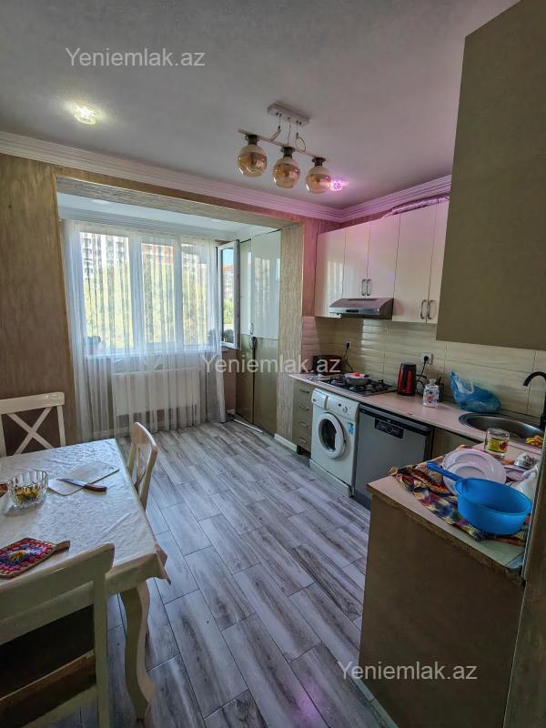 Satılır 3 otaqlı Bina evi menzil (Köhnə tikili), 78 m², 10-cu mikrorayon — Mənzil, Sumqayıt (10)