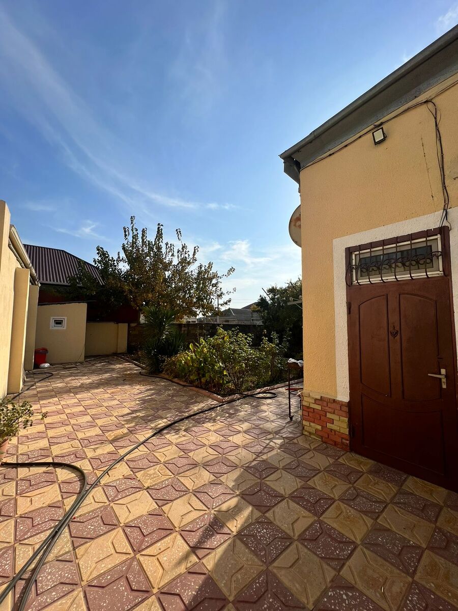 Satılır 4 otaqlı həyət evi/bağ evi 400 m² — Ev, villa, Bakı (5)