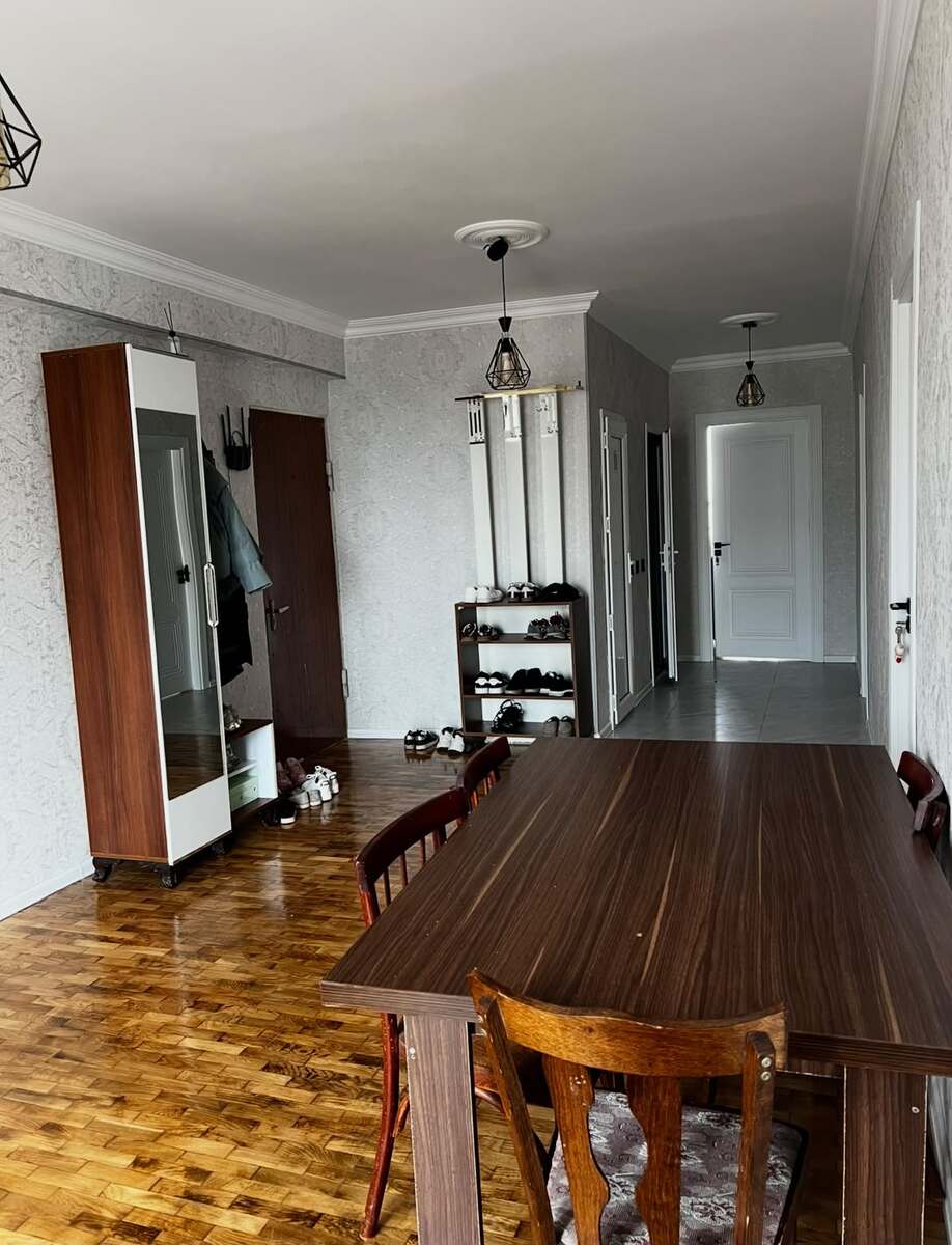 İcarəyə verilir 5 otaqlı köhnə tikili 120 m² — Mənzil, Bakı (7)