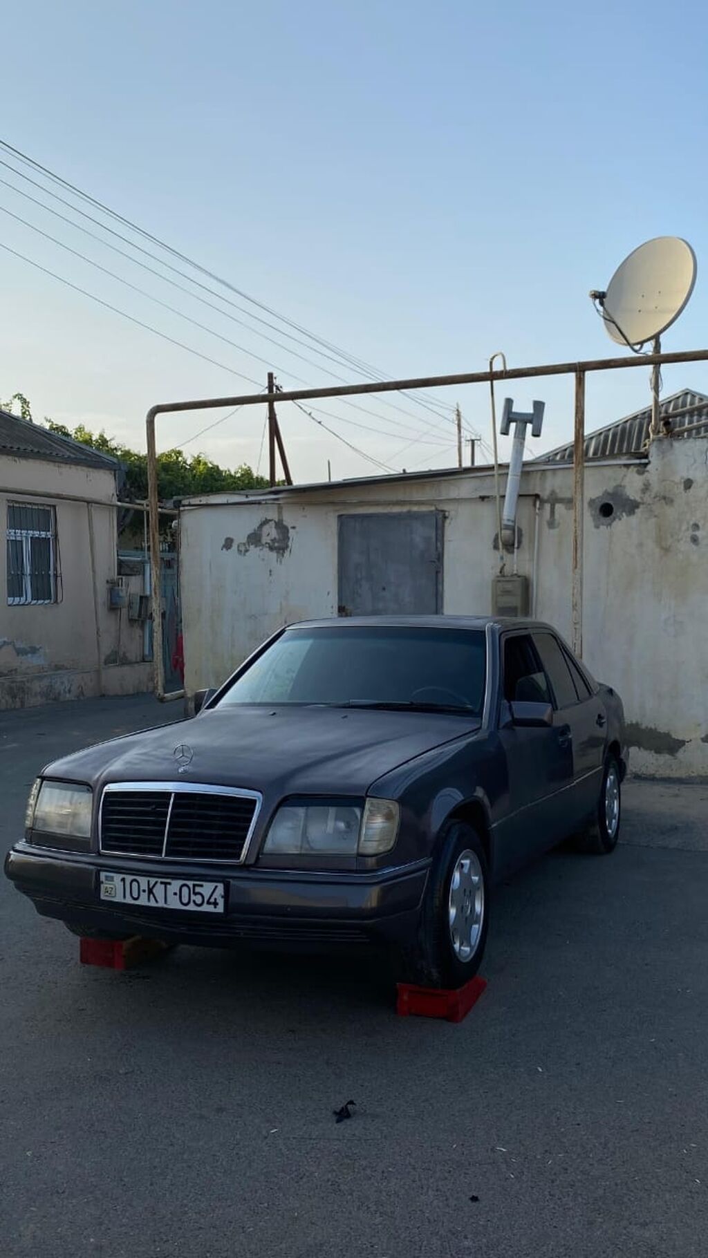 Mercedes-Benz E 250: 2.5 l 1994 il Sedan 10-KT-054 — Avtomobillər, Bakı