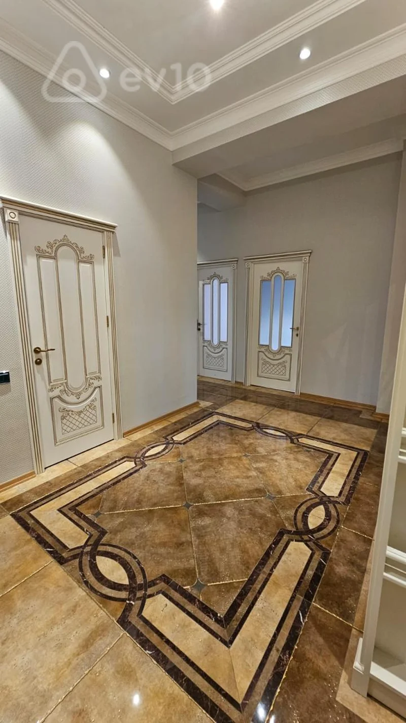 3 otaqlı mənzil, 141 m², Həsən Əliyev — Bakı