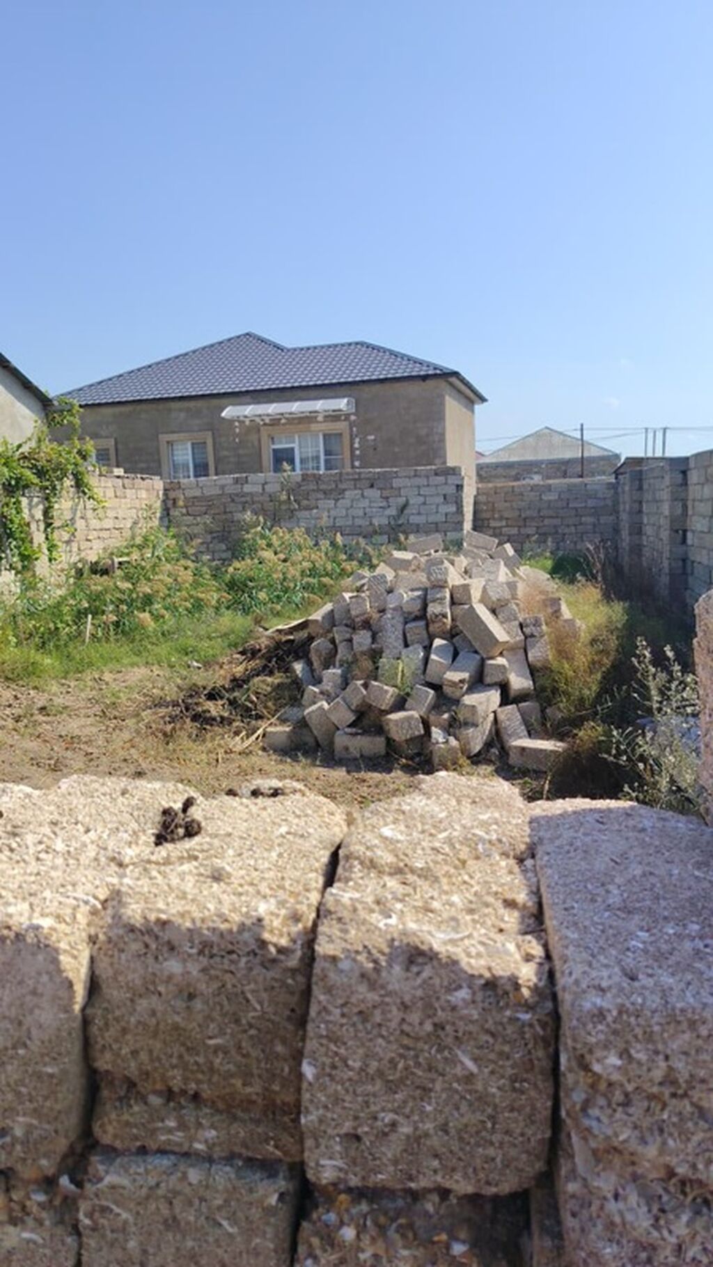 3 sot, Tikinti — Torpaq, Digah