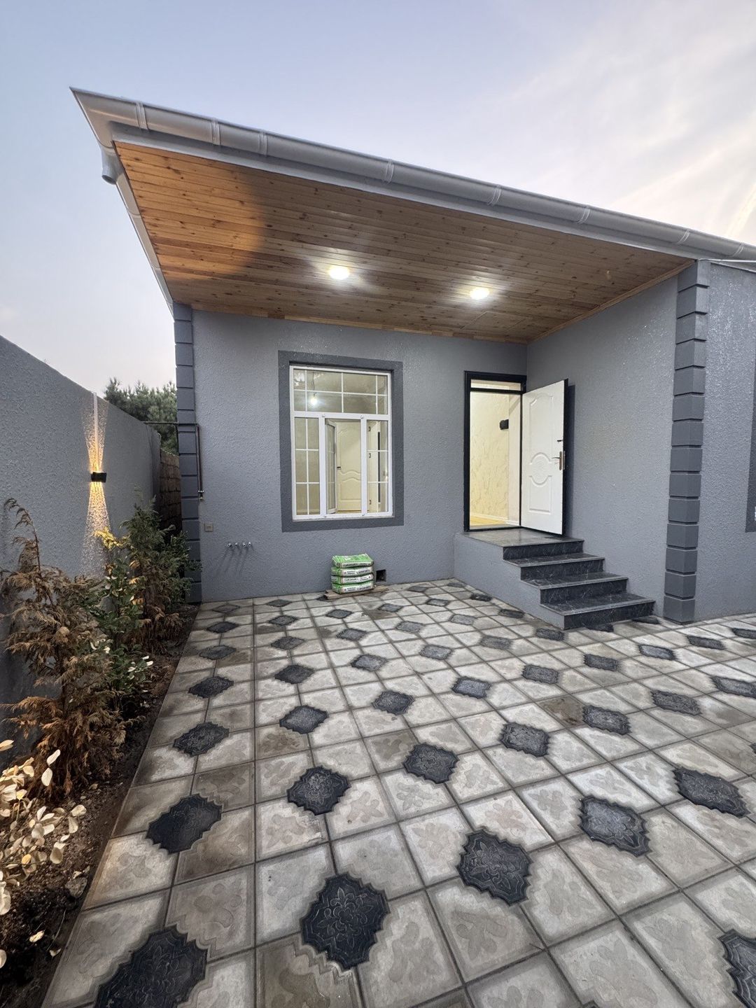 Satılır 4 otaqlı həyət evi/bağ evi 100 m² — Ev, villa, Bakı (2)
