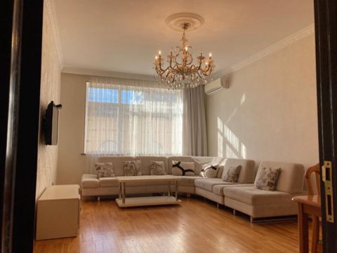 İcarəyə verilir 3 otaqlı yeni tikili 120 m² — Bakı