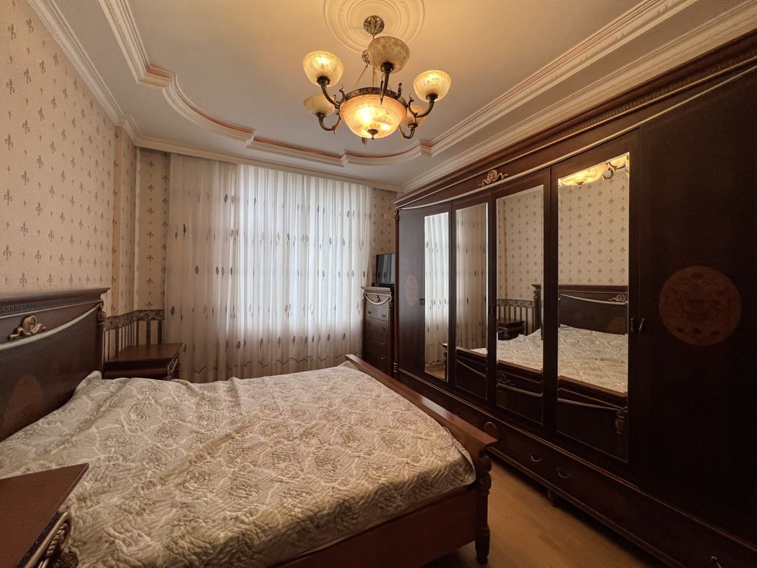 Satılır 4 otaqlı yeni tikili 185 m² — Mənzil, Bakı (7)