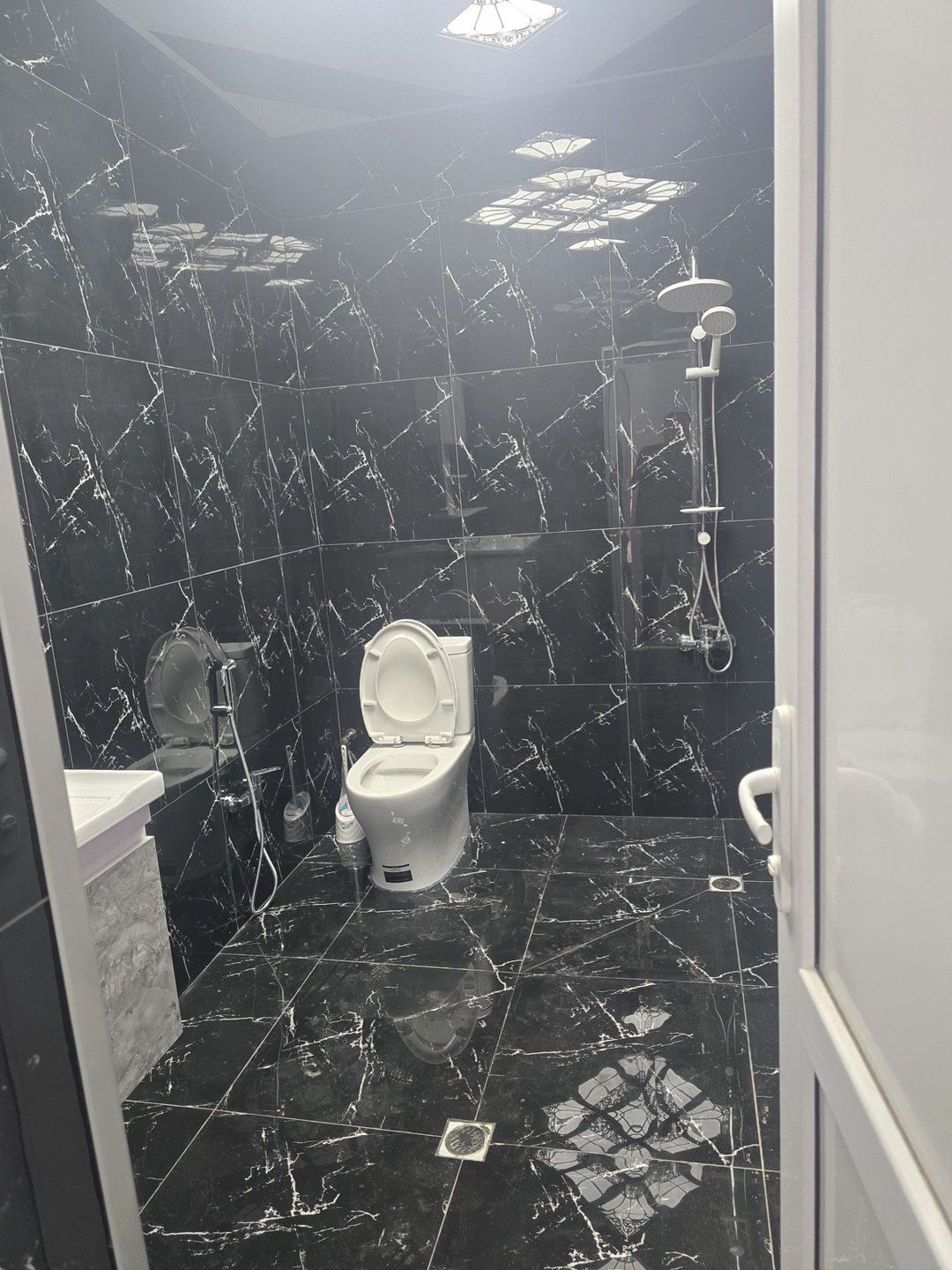 Satılır 4 otaqlı həyət evi/bağ evi 130 m² — Ev, villa, Bakı (3)
