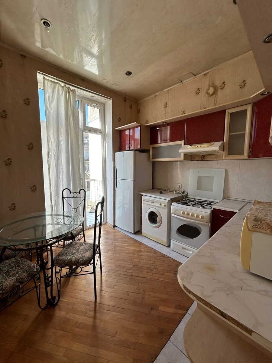 Satılır 3 otaqlı köhnə tikili 72 m² — Mənzil, Bakı (8)