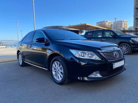 Toyota Camry: 2.5 l 2014 il Sedan — Bakı