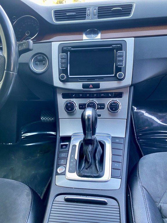 Volkswagen Passat, 2.5 L, 2012 il, 241 800 km 10-OA-144 — Avtomobillər, Bakı (9)