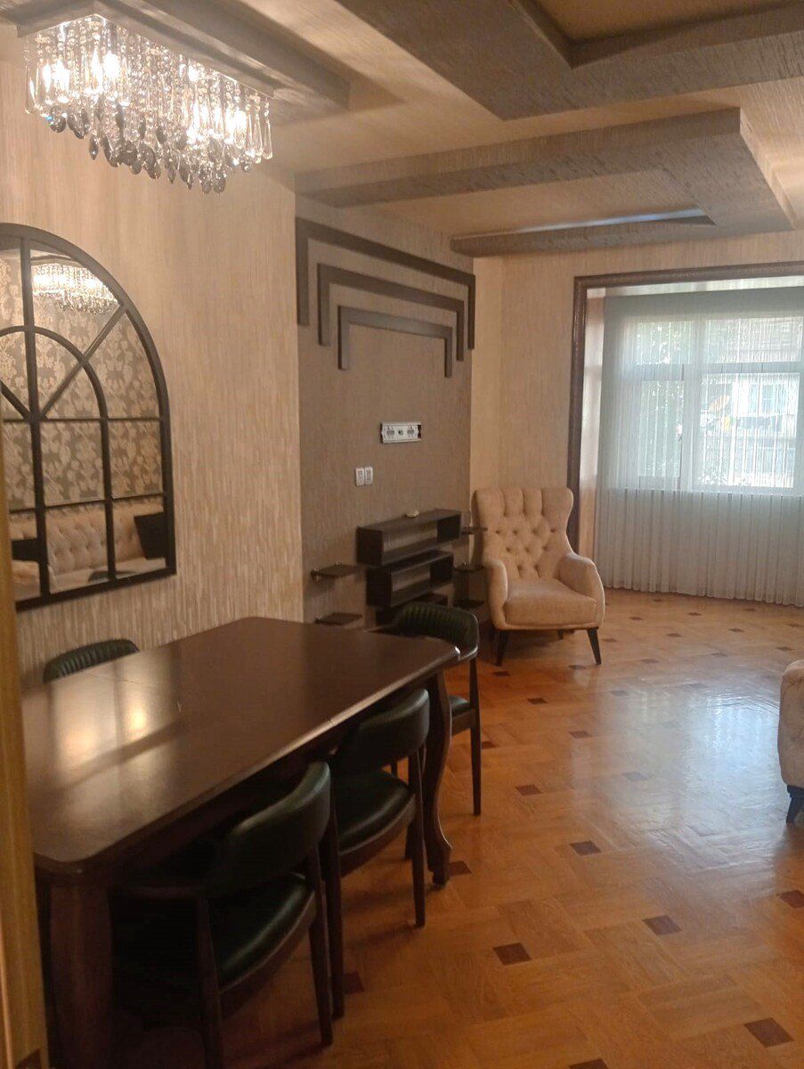 İcarəyə verilir 3 otaqlı köhnə tikili 80 m² — Mənzil, Bakı (2)