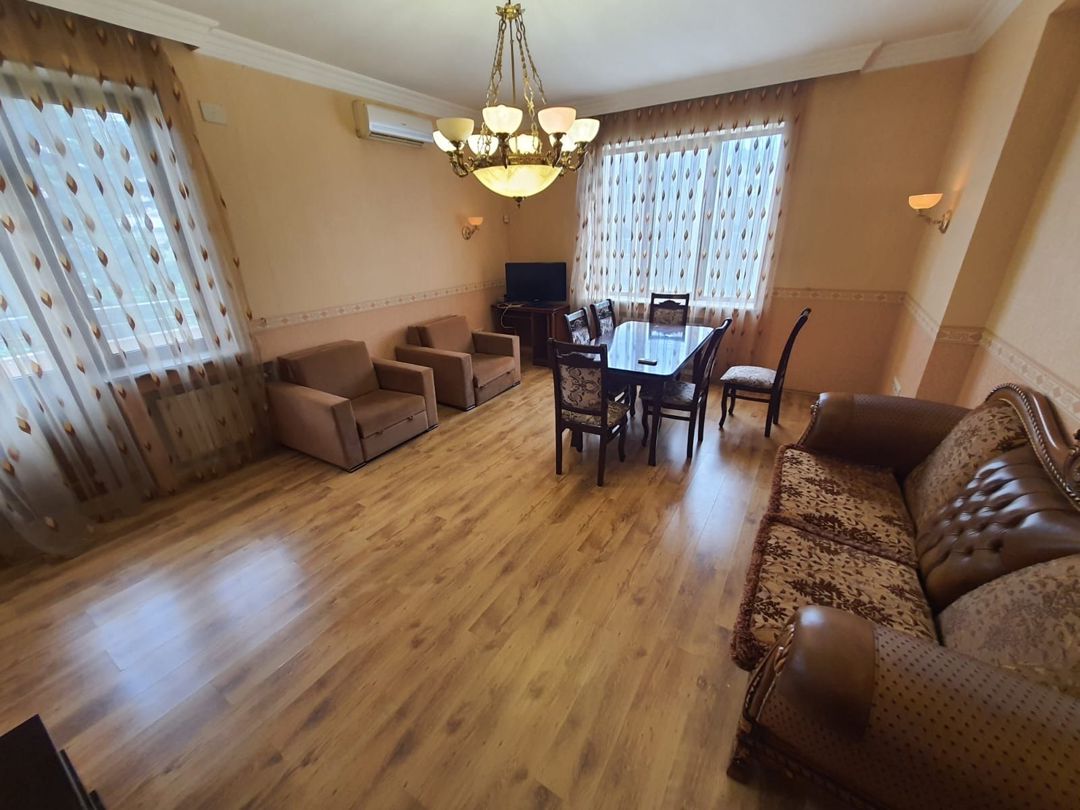 İcarəyə verilir 3 otaqlı yeni tikili 100 m² — Mənzil, Bakı